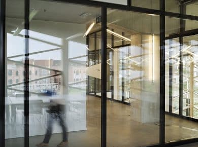 architectesassoc. - Vergaderzaal boven de onthaalhal Photo©Renaud Callebaut