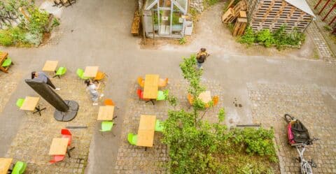 cour village partenaire