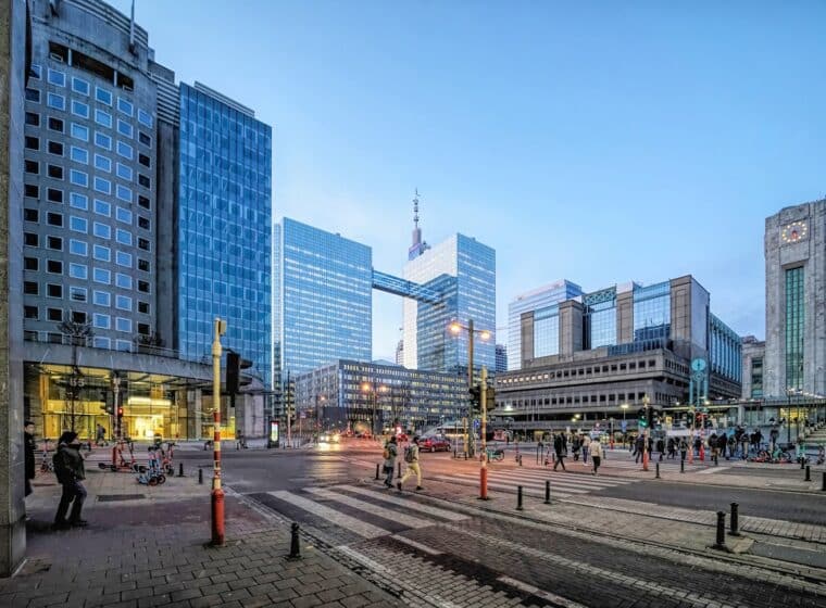 brussels,,brabant,,belgium,01,20,2023, ,wide,angle,evening