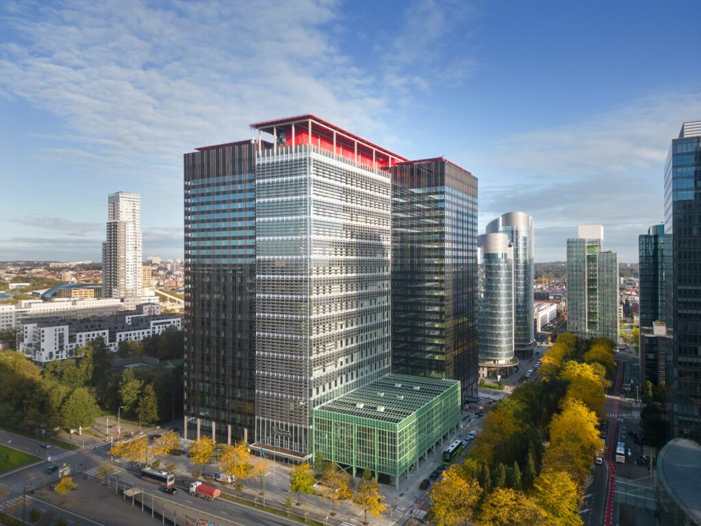 •	© Philippe van Gelooven/Befimmo/Jaspers-Eyers Architects/51N4E/l'AUC for ZIN